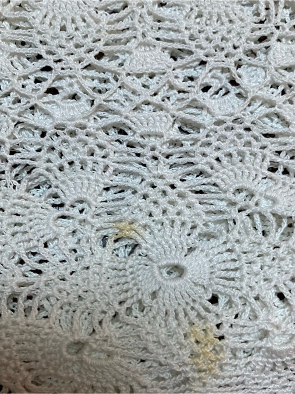 VTG White Crochet Lace Tablecloth Coverlet 48in X 92in Cottagecore Farmhouse - Picture 10 of 10